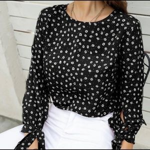Ditsy Floral Keyhole Black Knot Cuff Blouse